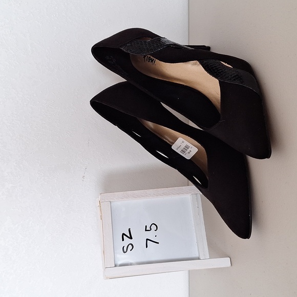 Shoes - #ADN Fioni black heels sz7.5 NWT